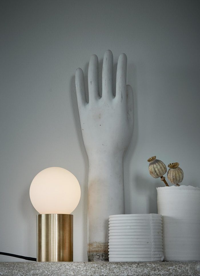 Socket Occasional Tischlampe von Menu AS