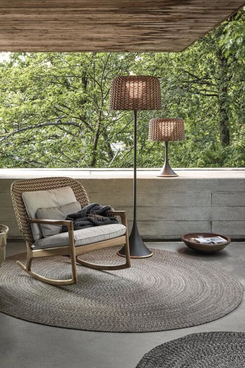 Outdoor - Ambient Mesh von Gloster Stehleuchte