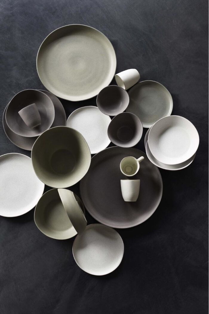 Küche - Geschirr Set aus Steingut für 6 Personen von Klassik Studio Kopenhagen