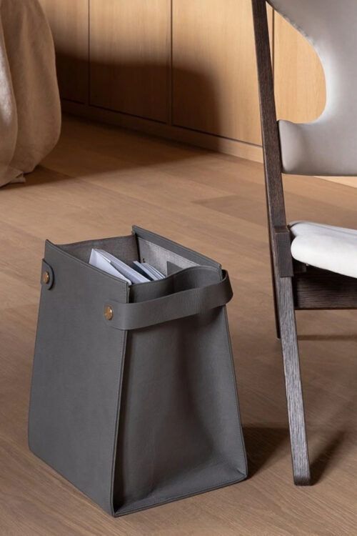 Magazinhalter von August Sandgren