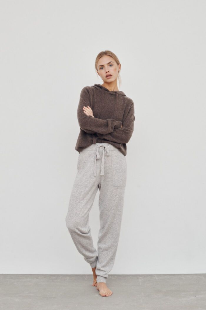 Mode & Lifestyle – Shorts, Pants & Kleider - Set Kaschmir aus Cathy Hoodie und Pants Cornelia von Care by me aus reinem Kaschmir