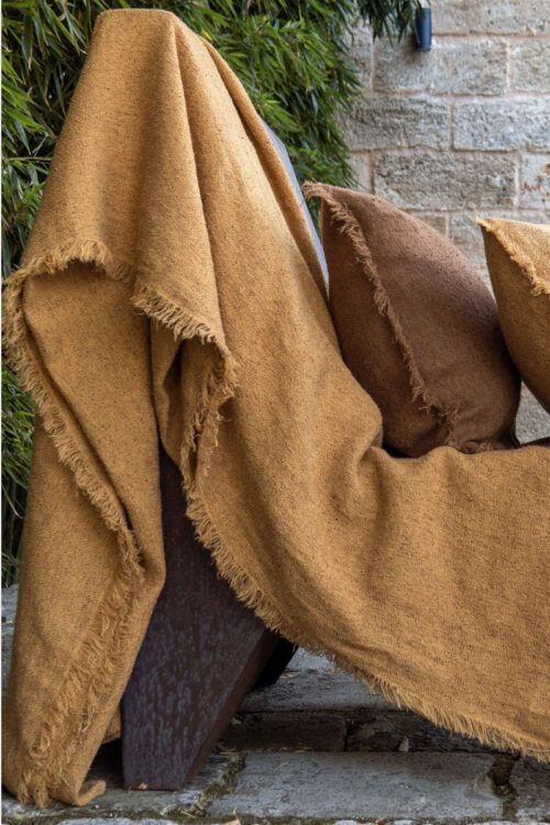 Tagesdecken und Plaids - Plaid Chanvre von Lissoy caramell