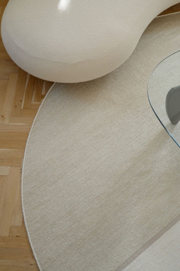 TEPPICHE – BODENTEPPICHE - Teppich Magnetize von Linie Design