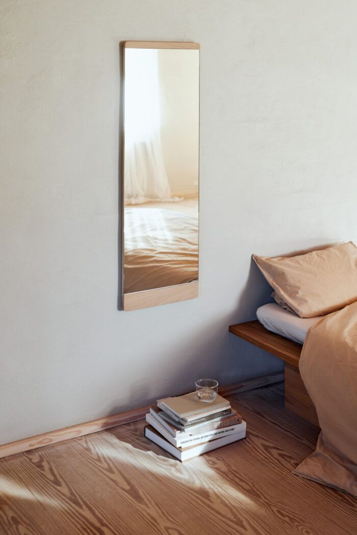 Rim Mirror by Form & Refine – Bild 3
